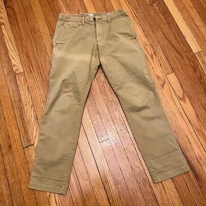 GAP Slim Mens Khakis